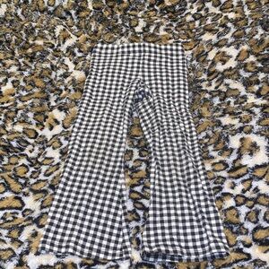 Old Navy Black & White Checkered Stretchy Flare Leggings